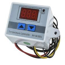 Thermostat Digital XH-W3001 : Contrôleur de Température 12V / 24V / 220V